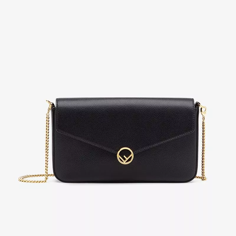 F is Fendi Chain Pouch In Calf Leather Black 0119