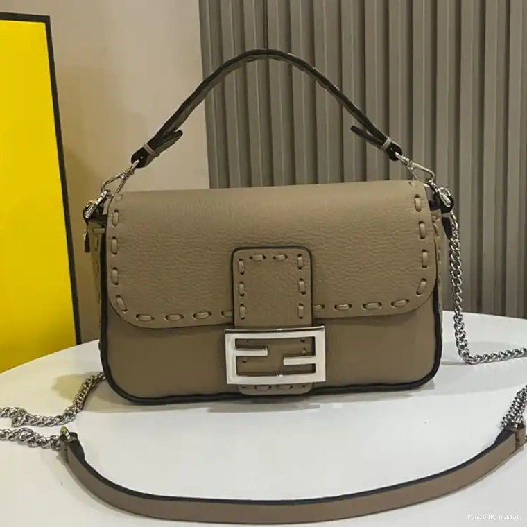 Cheap Cuoio Mini Baguette Fendi Bag Romano Khaki Leather In Selleria 0226