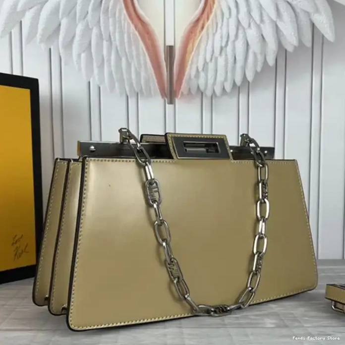 Affordable Leather Khaki Fendi Cut Calf Medium Bag In Peekaboo 0218