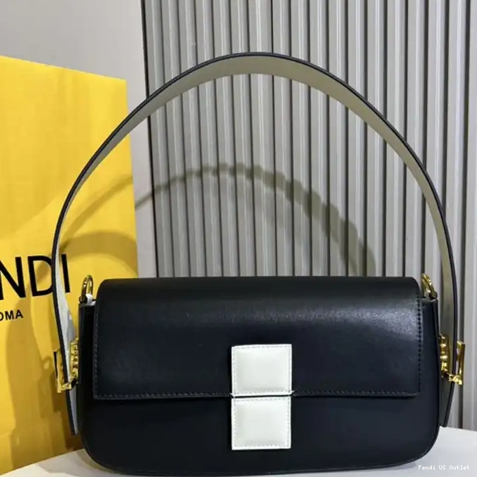 Affordable Fendi Baguette Leather Nappa Bag Twist Black In Medium 0209