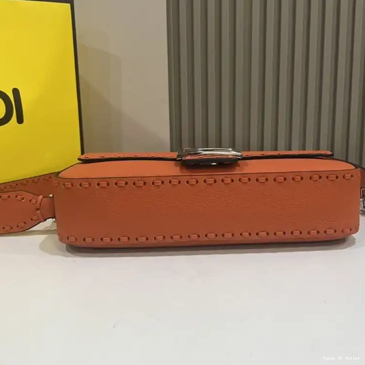 Affordable Fendi In Bag Orange Medium Cuoio Selleria Romano Baguette Leather 0220