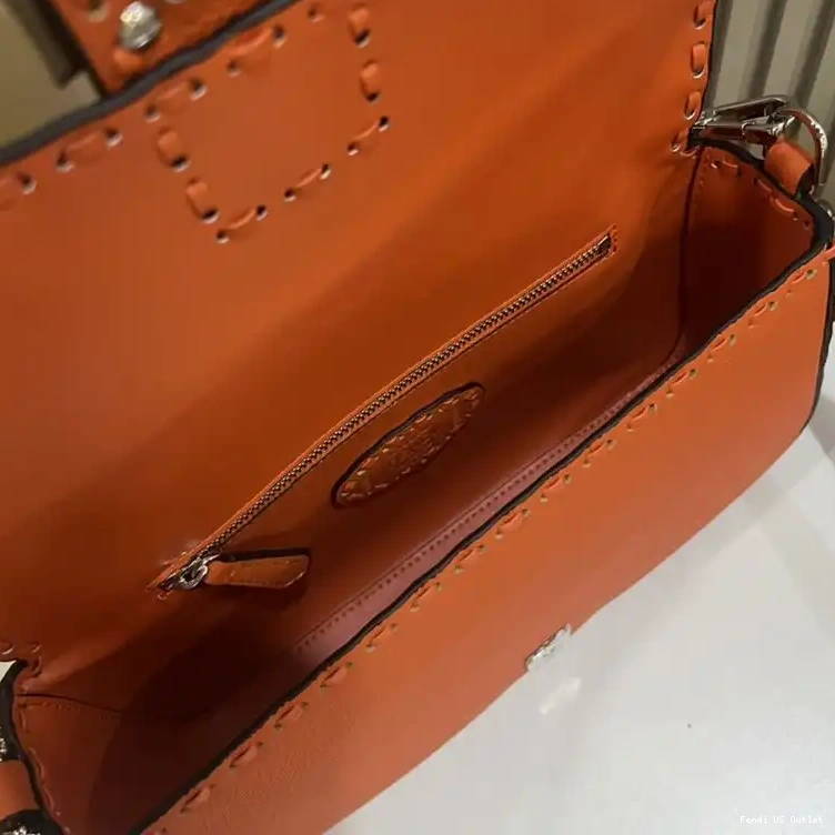 Affordable Fendi In Bag Orange Medium Cuoio Selleria Romano Baguette Leather 0220