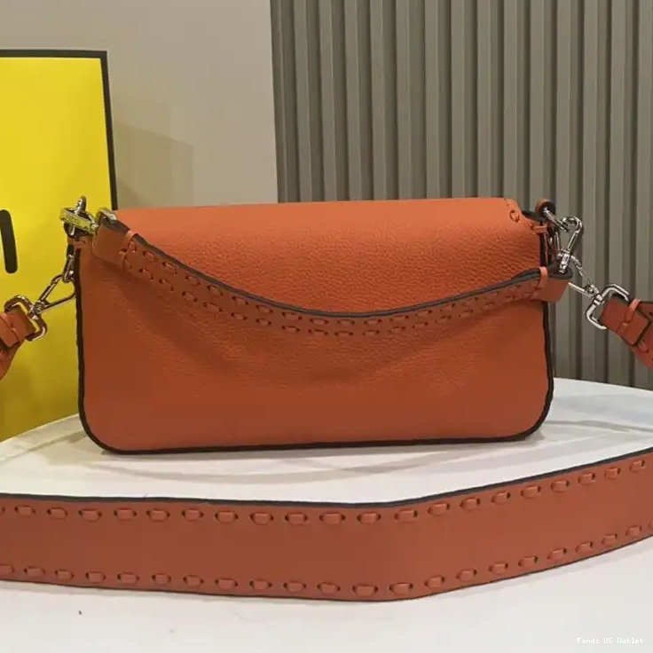 Affordable Fendi In Bag Orange Medium Cuoio Selleria Romano Baguette Leather 0220