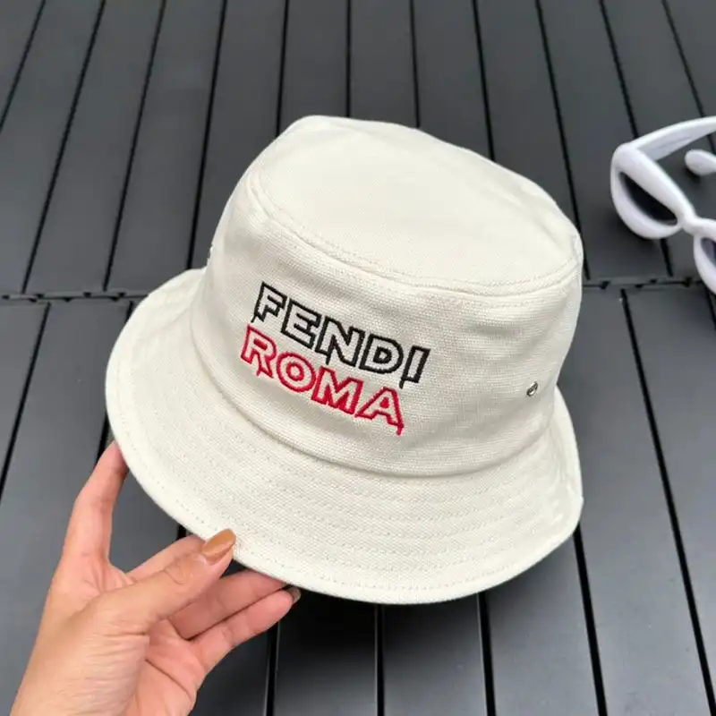 Affordable Fendi Bucket Hat In Fendi Roma Canvas White 0205