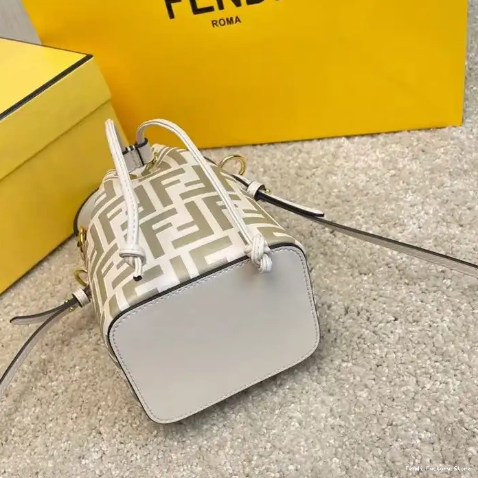 Cheap Leather Fendi Mini Bucket Bag Motif White FF In Calf Mon Tresor 0222